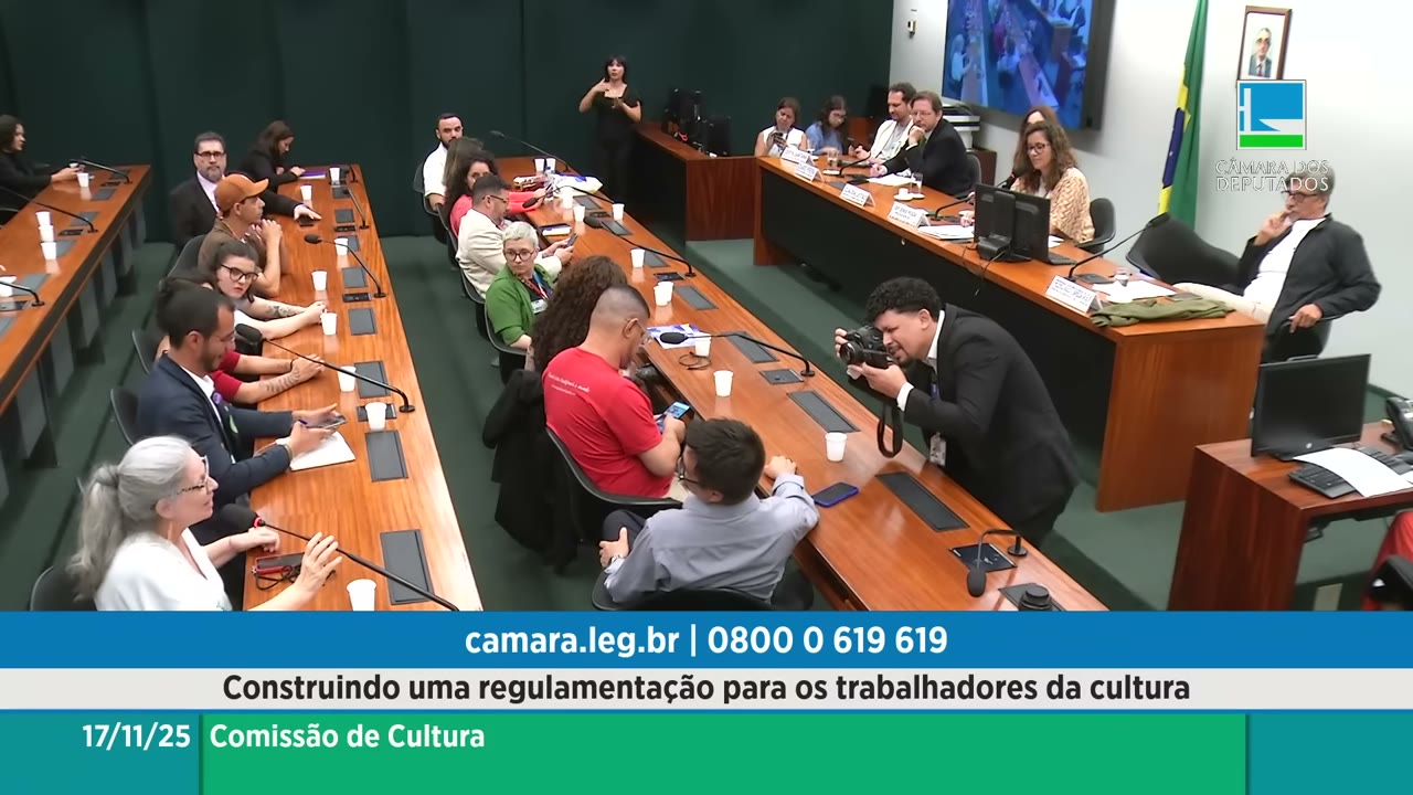 Vídeo do evento em 1:39:14