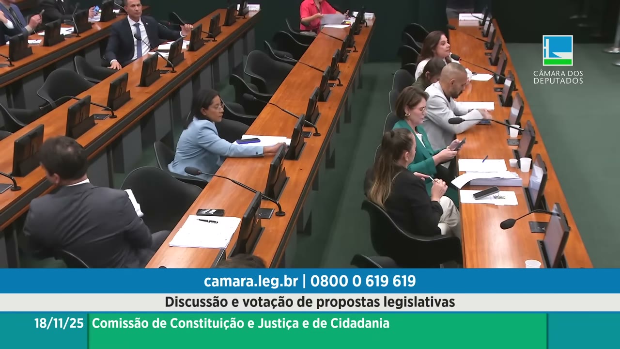 Vídeo do evento em 1:19:49