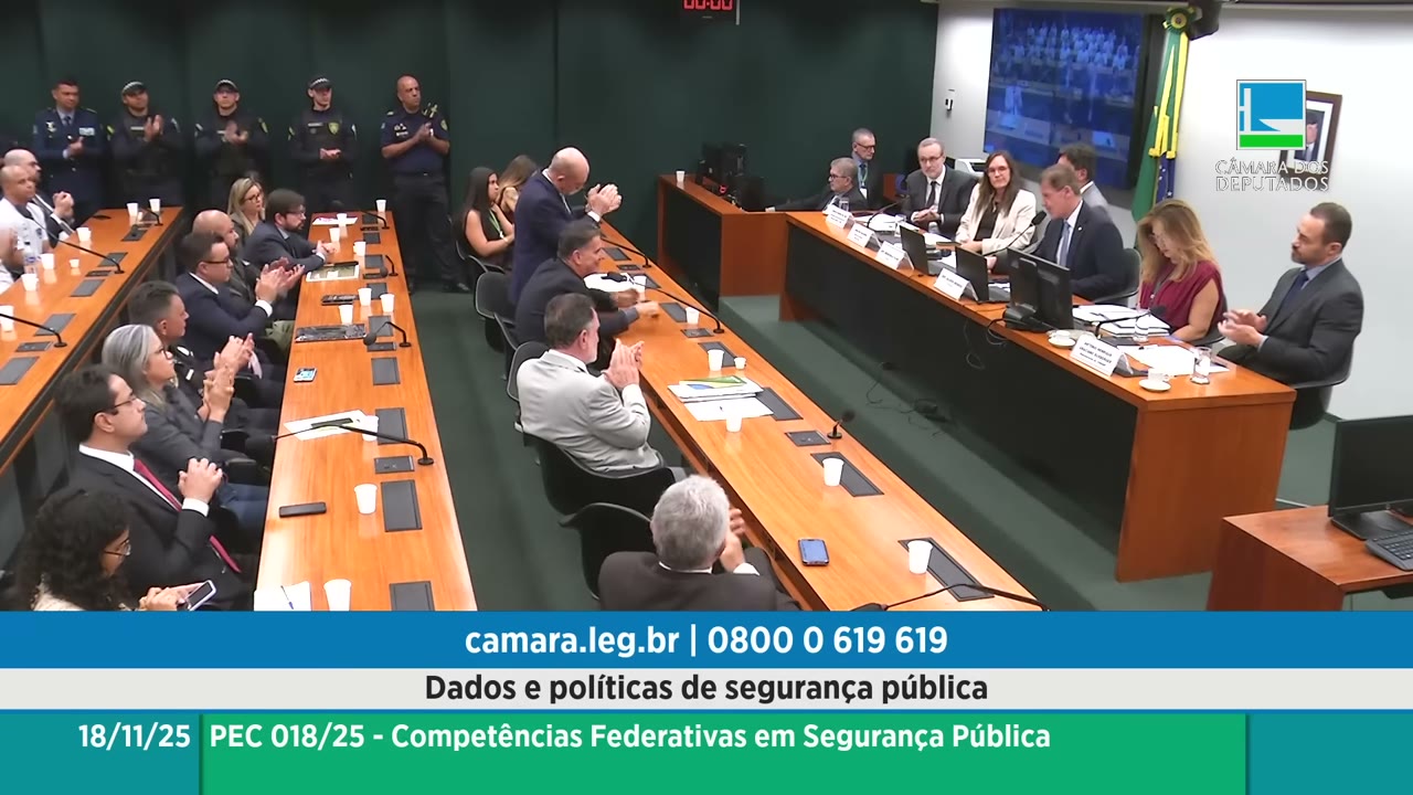 Vídeo do evento em 2:00:25
