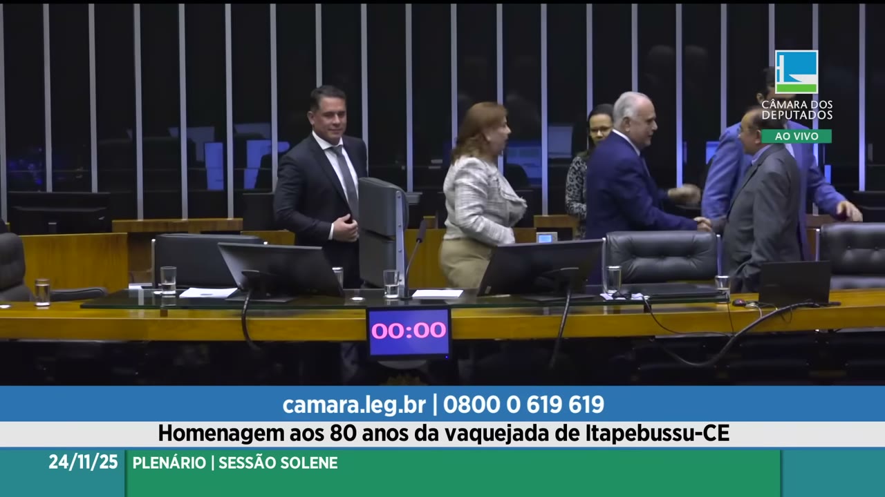 Vídeo do evento em 1:01:45