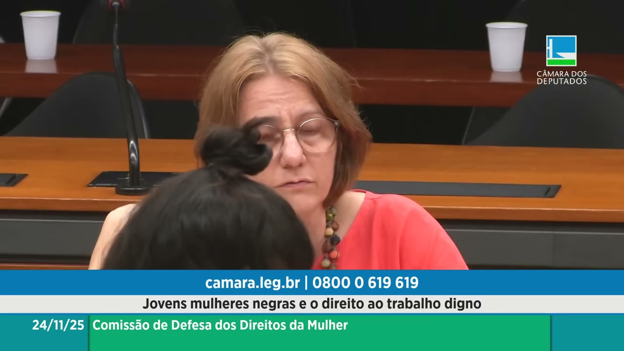 Vídeo do evento em 1:42:55