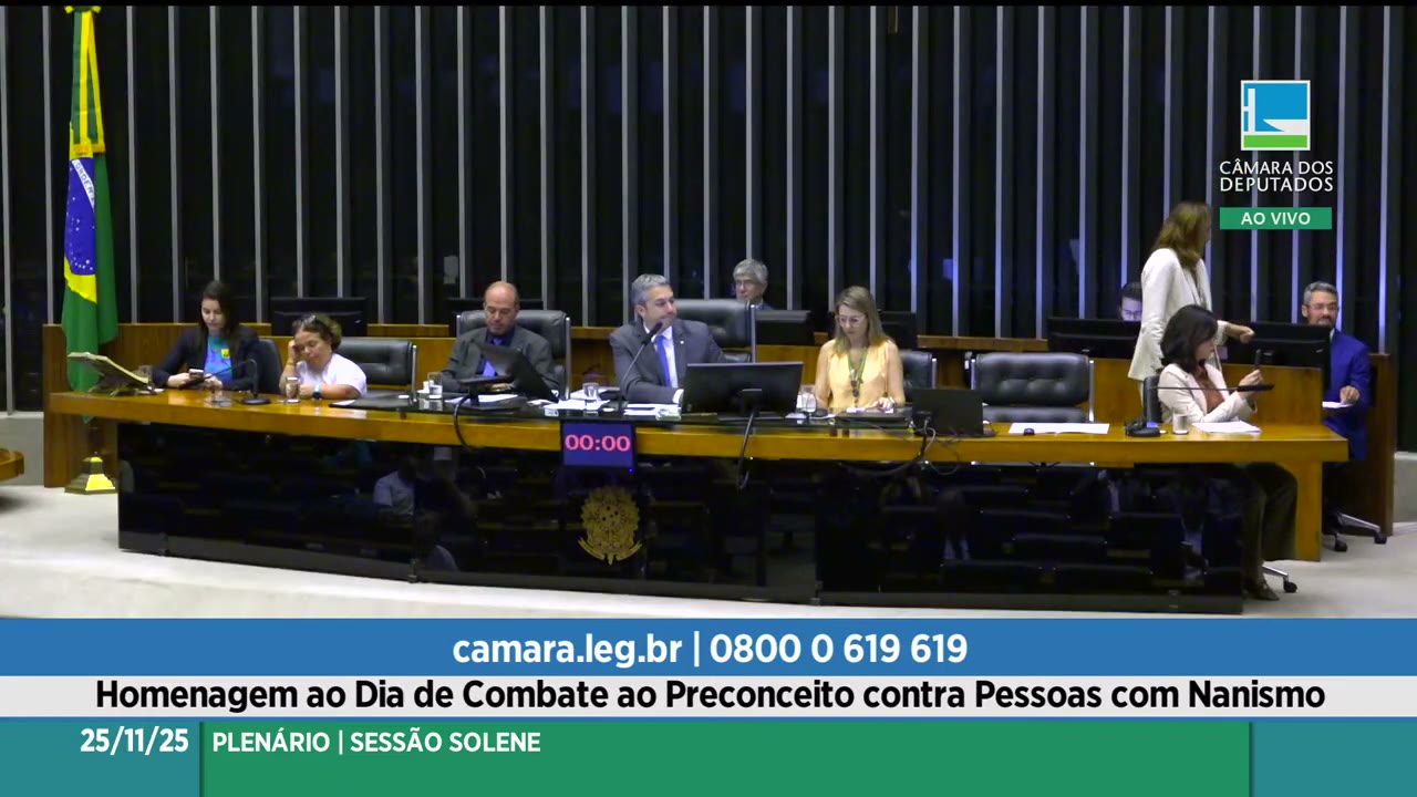 Vídeo do evento em 1:03:59