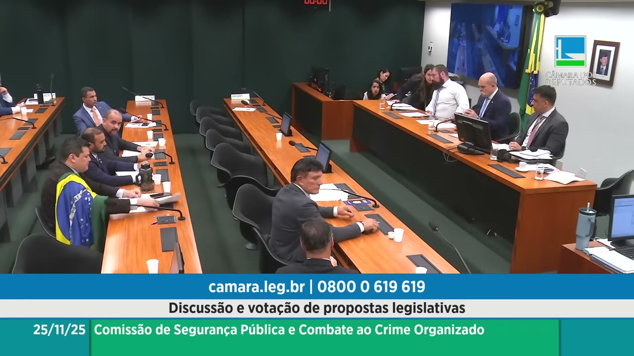 Vídeo do evento em 1:03:53