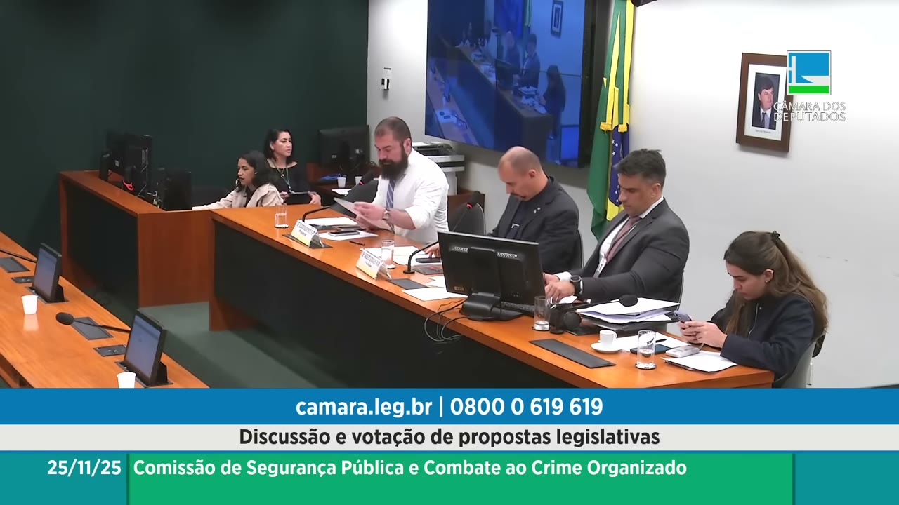 Vídeo do evento em 1:14:30