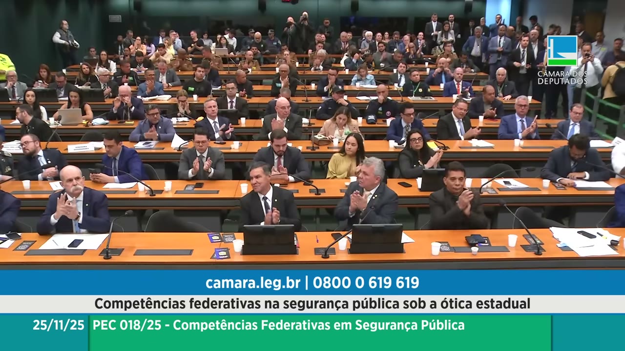 Vídeo do evento em 1:03:57