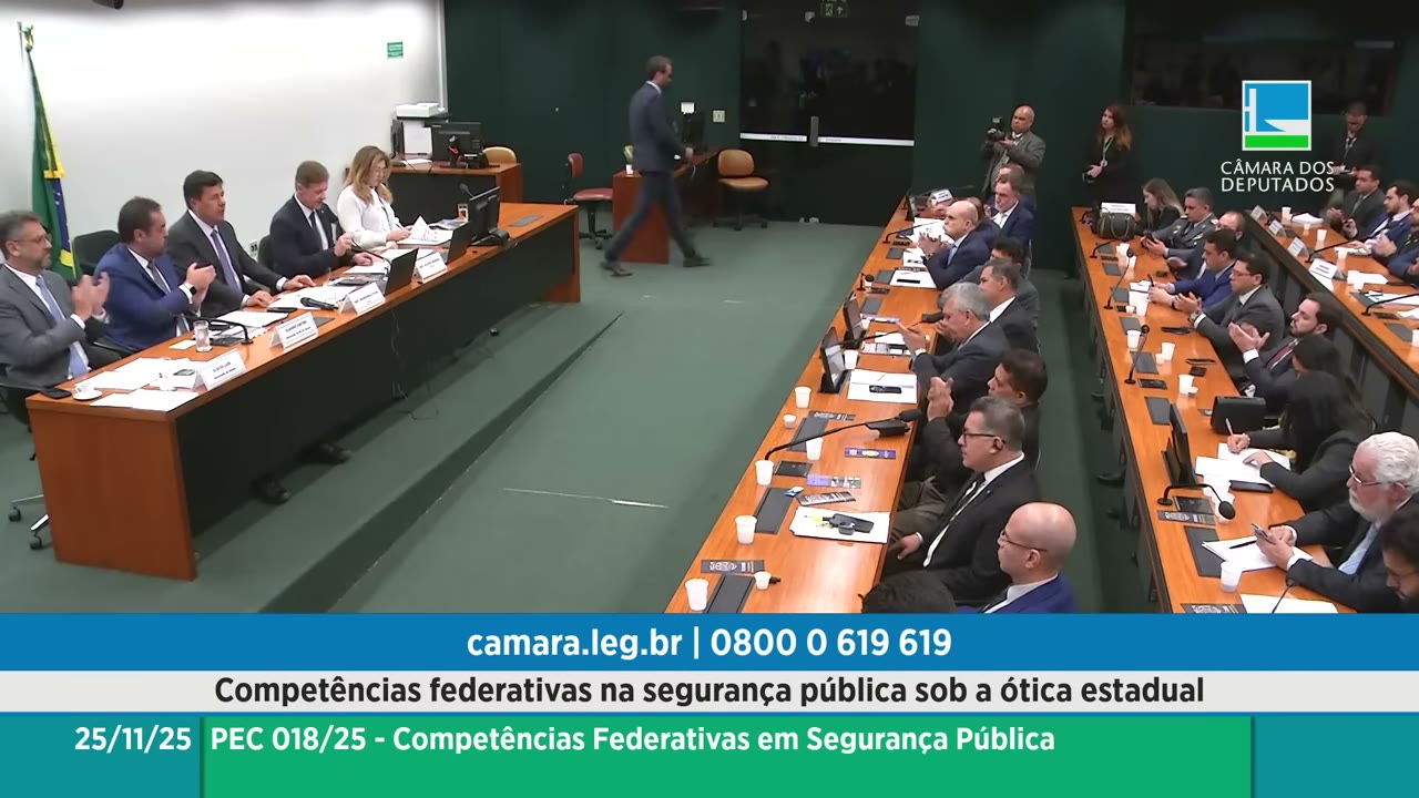 Vídeo do evento em 1:29:37