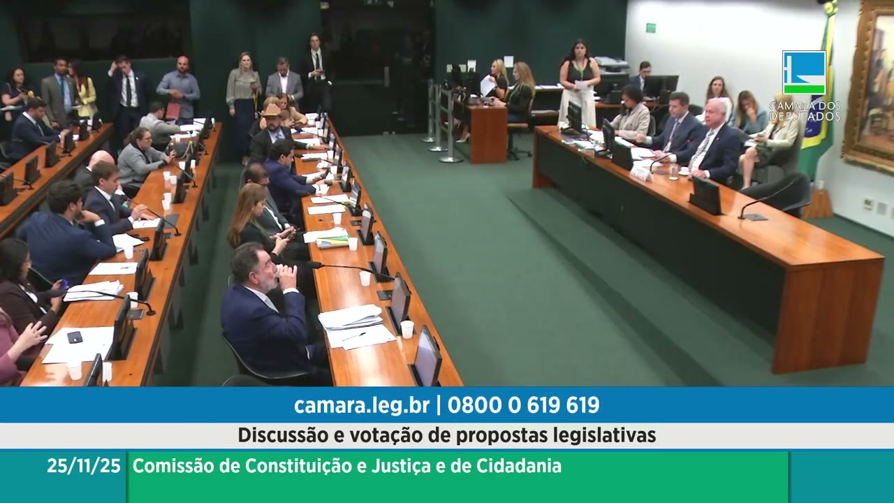 Vídeo do evento em 54:00