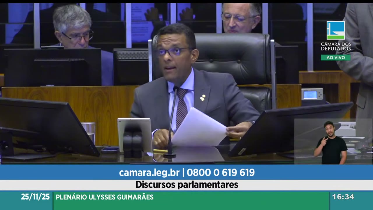 Vídeo do evento em 1:11:32