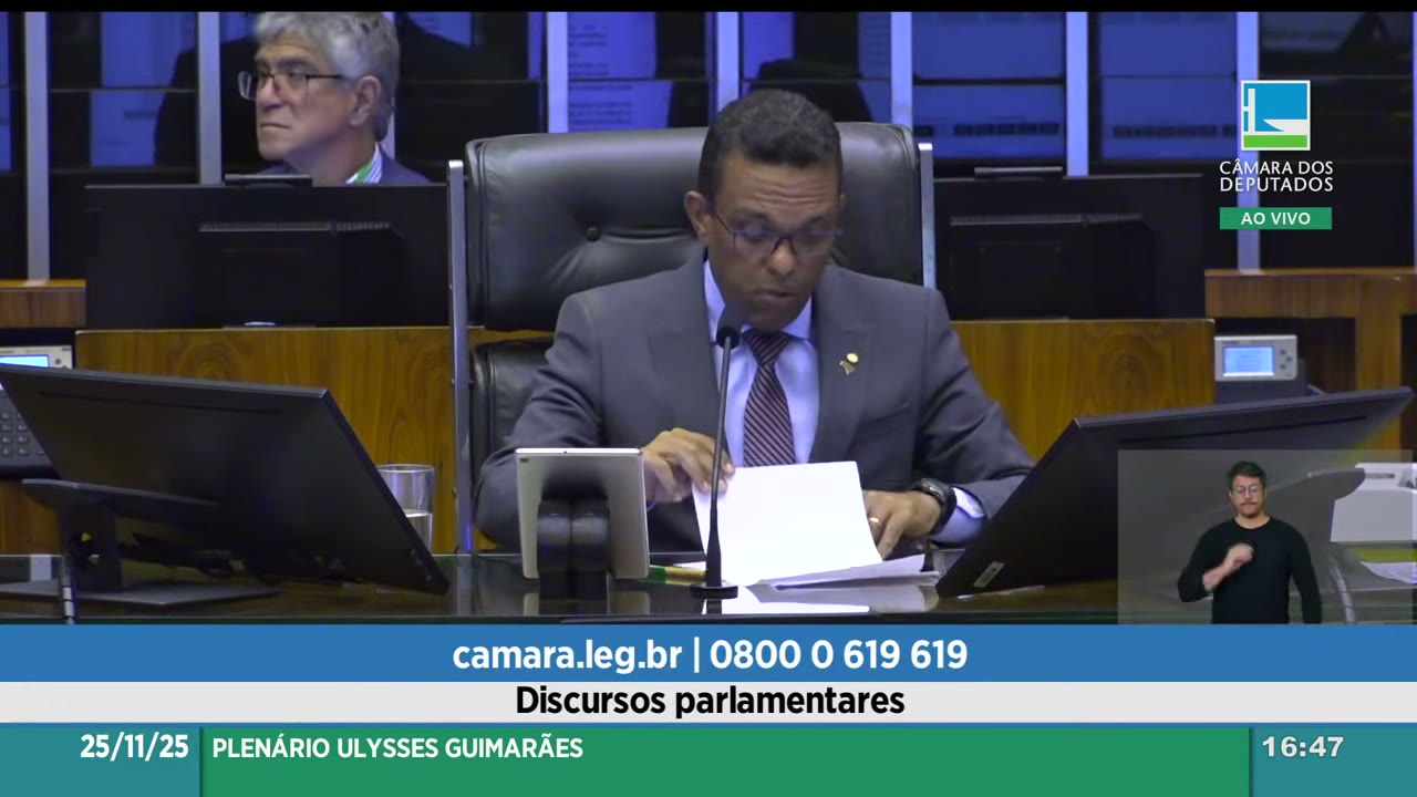 Vídeo do evento em 1:24:32