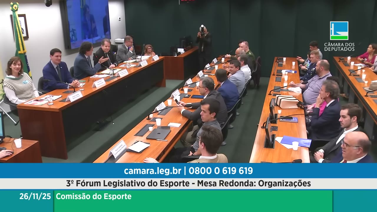 Vídeo do evento em 1:15:06
