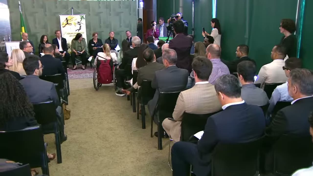 Vídeo do evento em 1:19:35