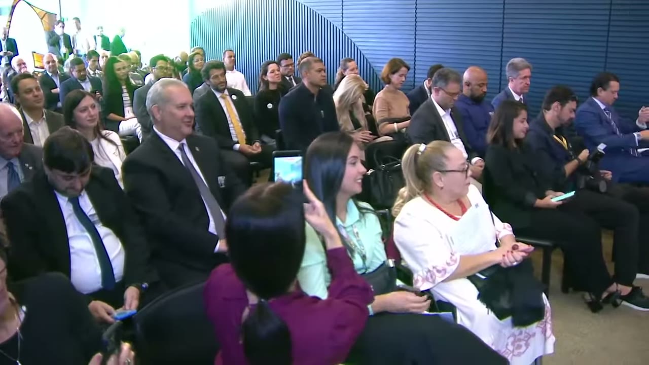 Vídeo do evento em 1:37:48