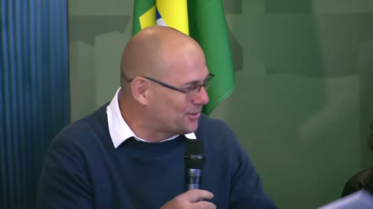 Vídeo do evento em 1:41:37