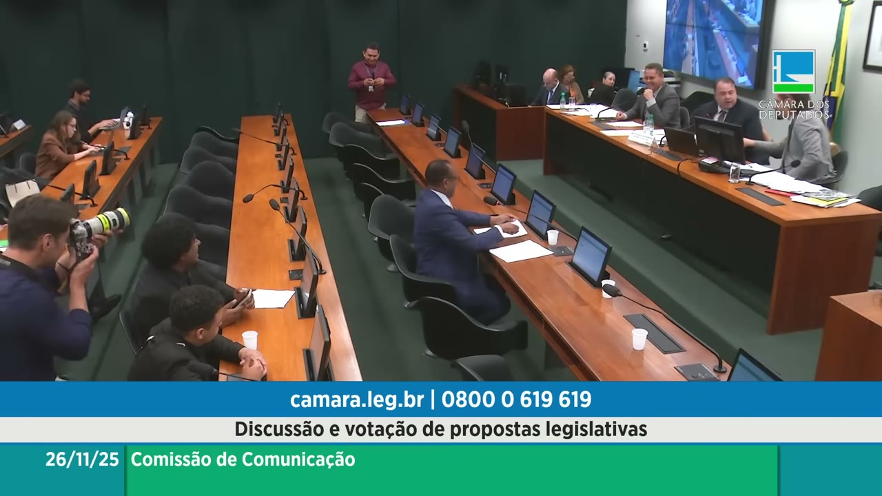 Vídeo do evento em 1:23:30