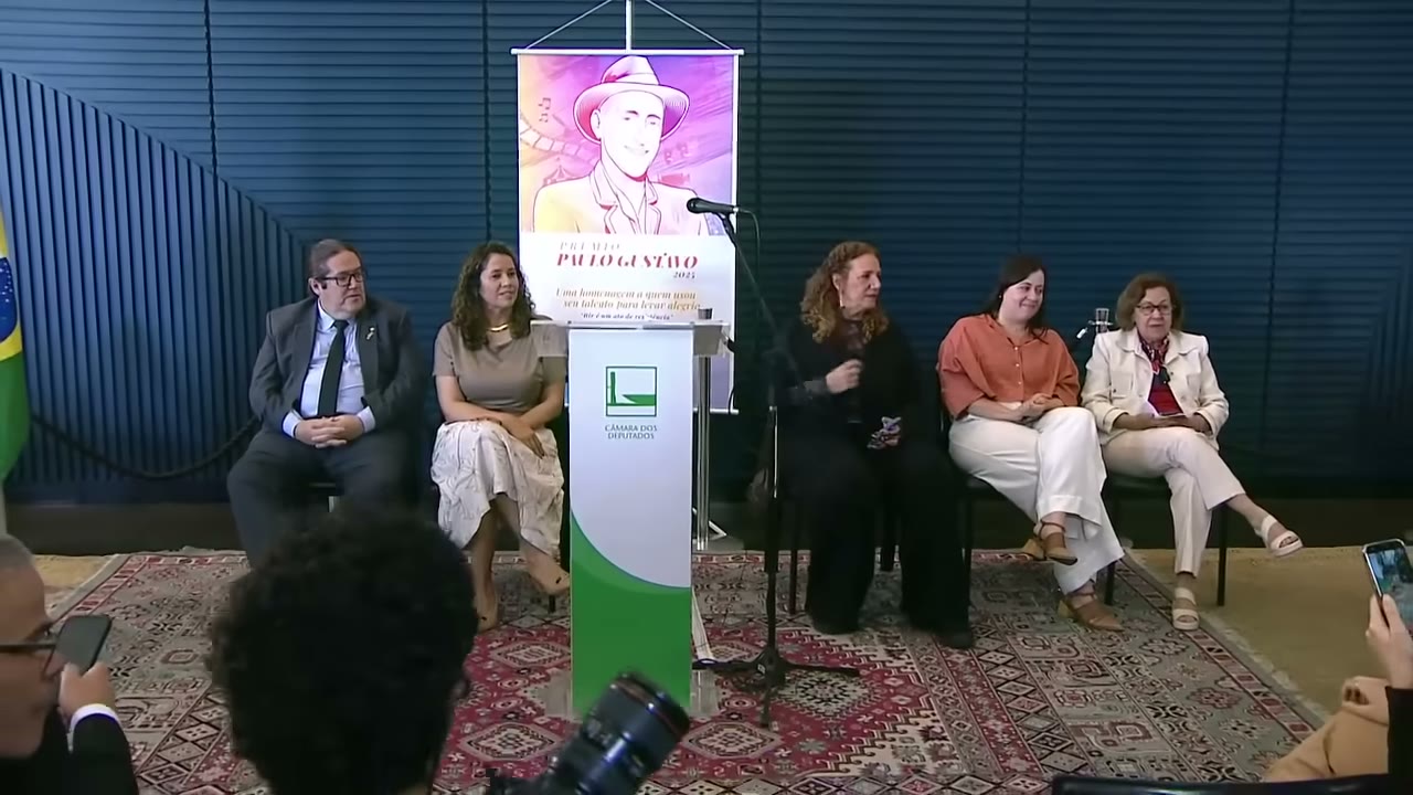 Vídeo do evento em 1:04:38