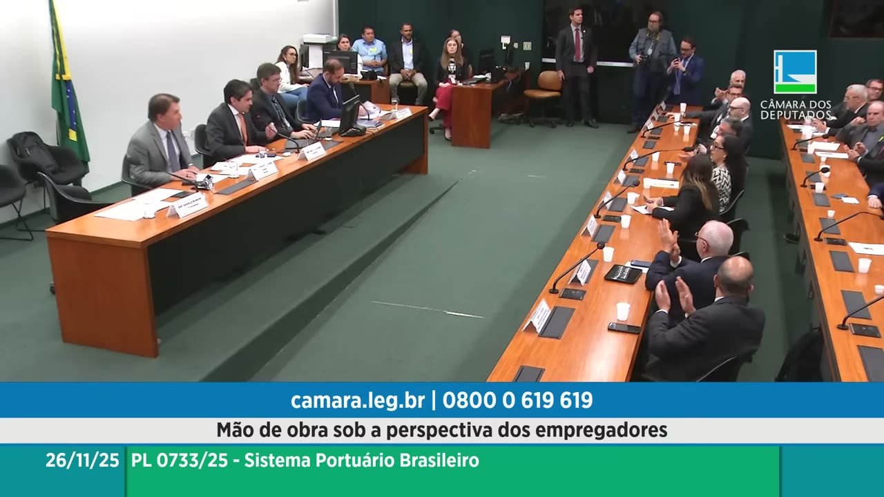 Vídeo do evento em 1:03:07