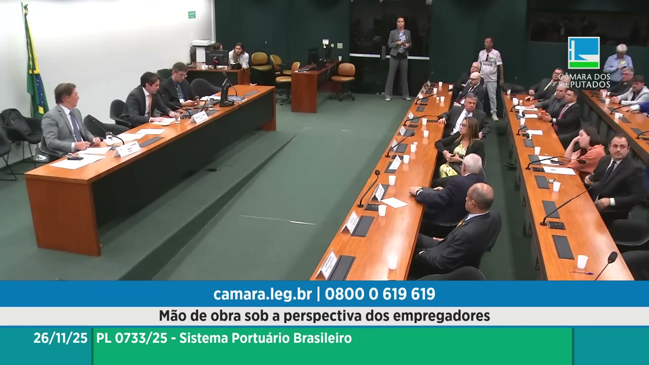Vídeo do evento em 2:03:42