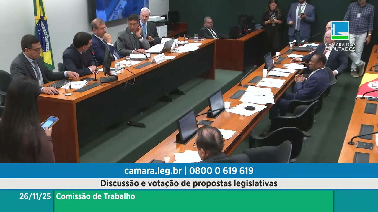Vídeo do evento em 1:02:29