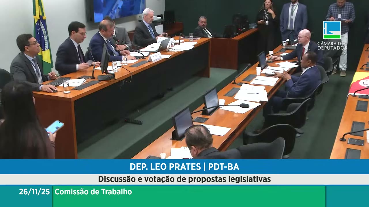 Vídeo do evento em 1:03:01