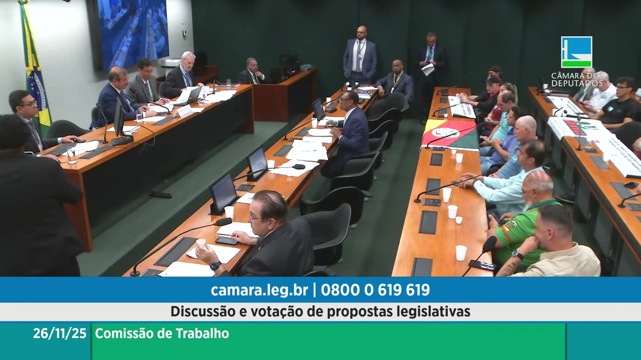 Vídeo do evento em 1:11:42