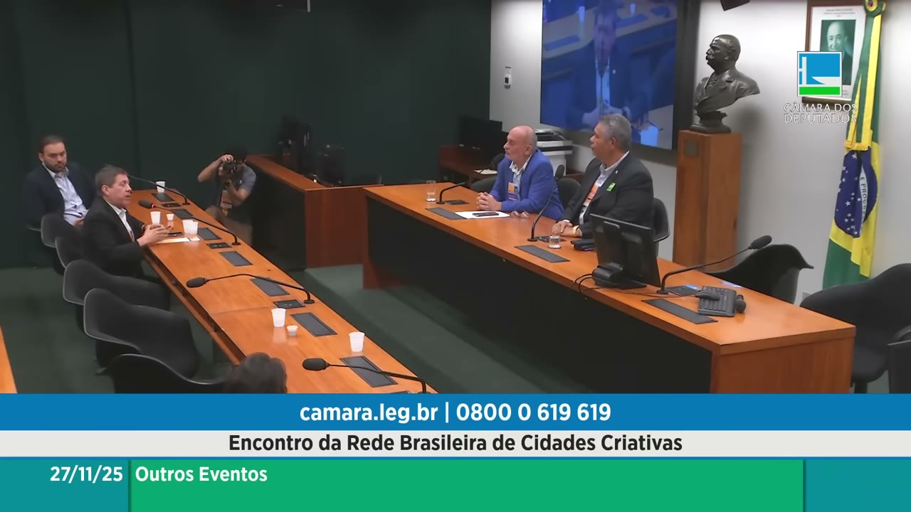 Vídeo do evento em 1:48:43