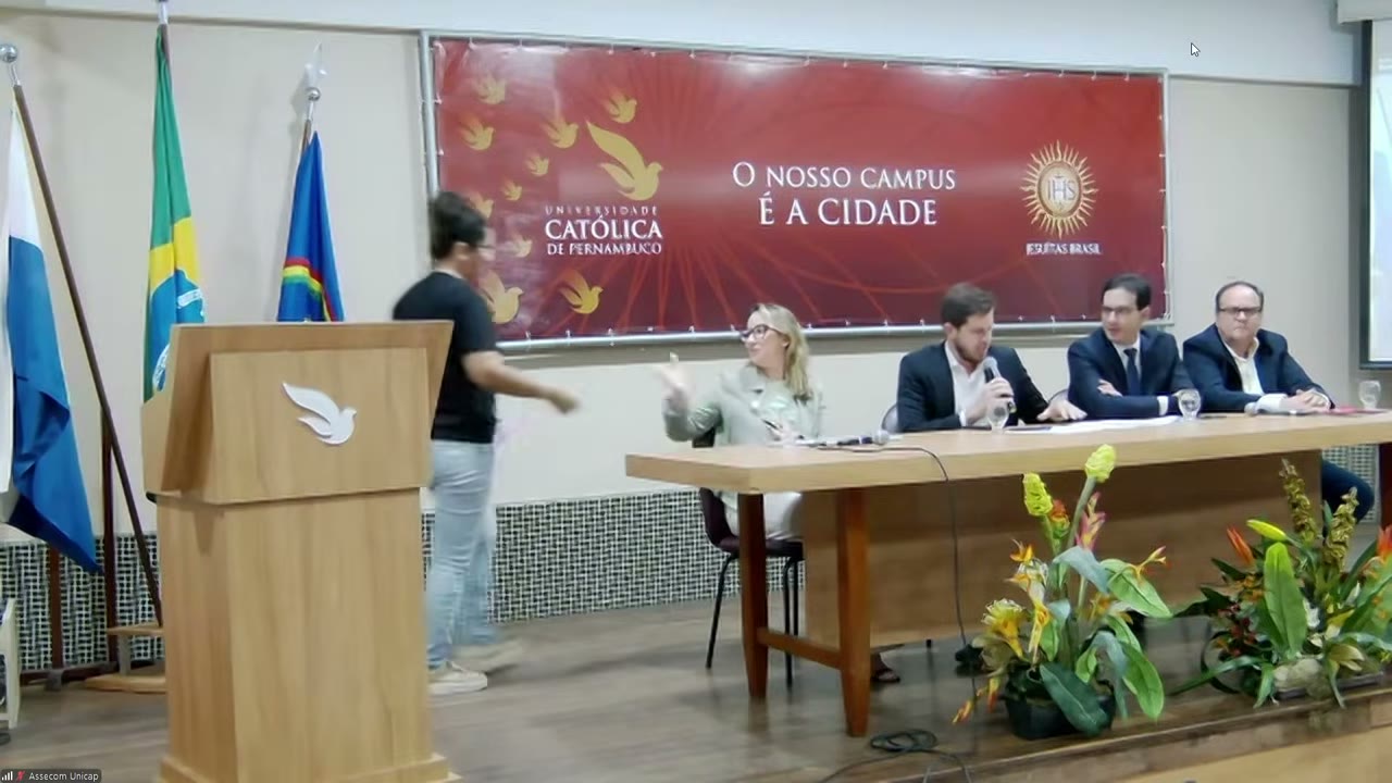 Vídeo do evento em 1:40:13