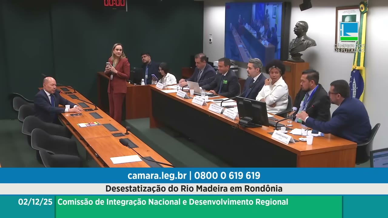 Vídeo do evento em 2:21:05