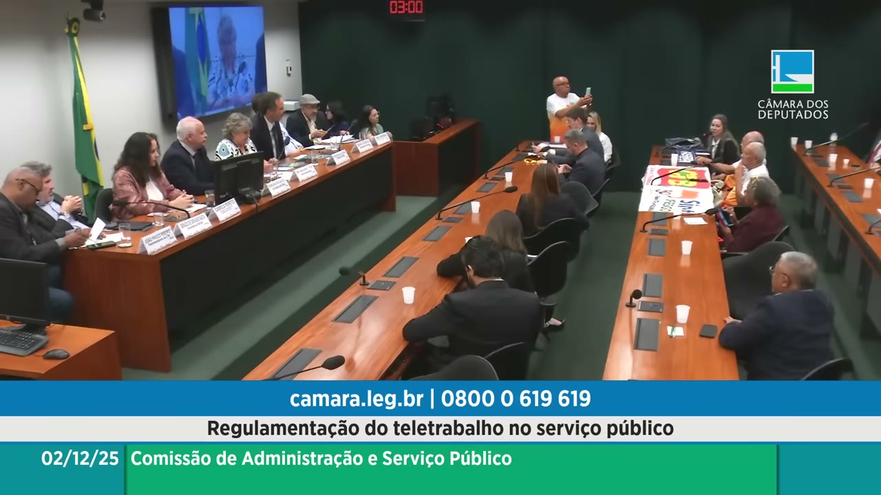 Vídeo do evento em 1:44:14