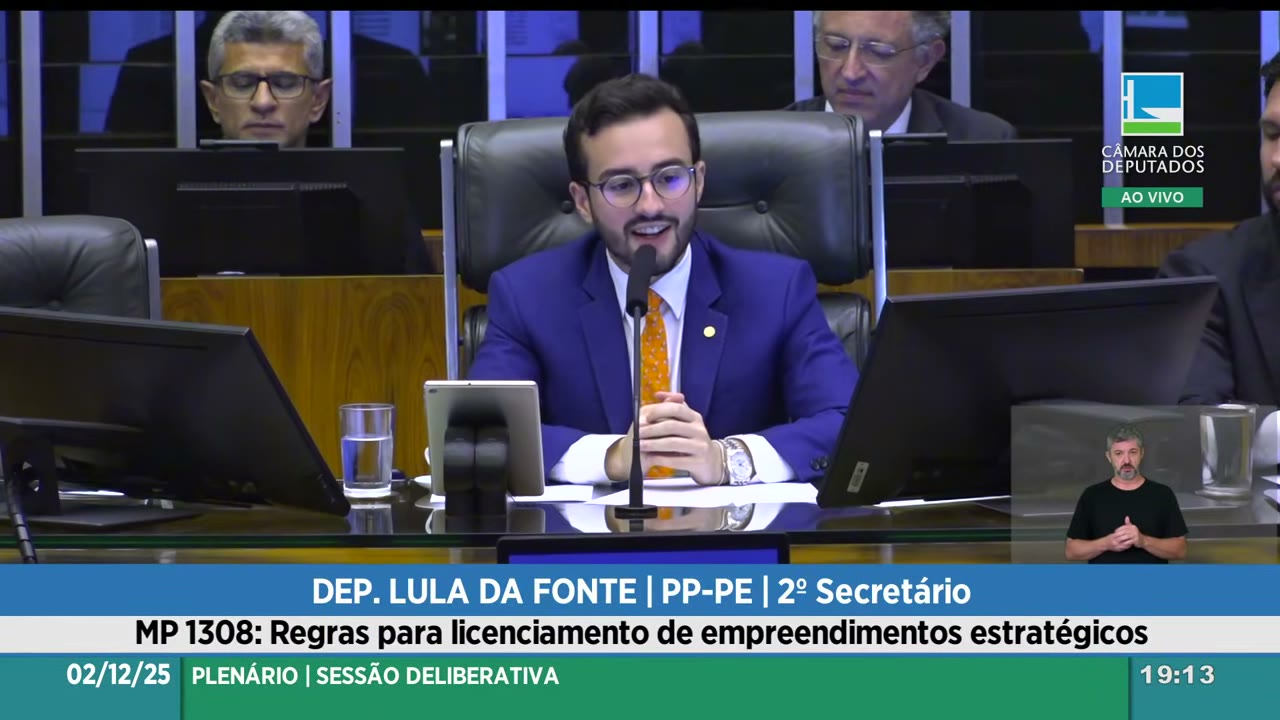 Vídeo do evento em 1:59:00