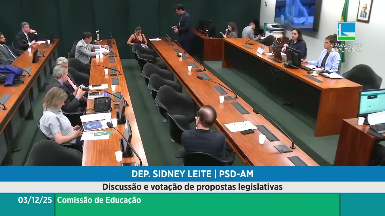 Vídeo do evento em 1:03:52