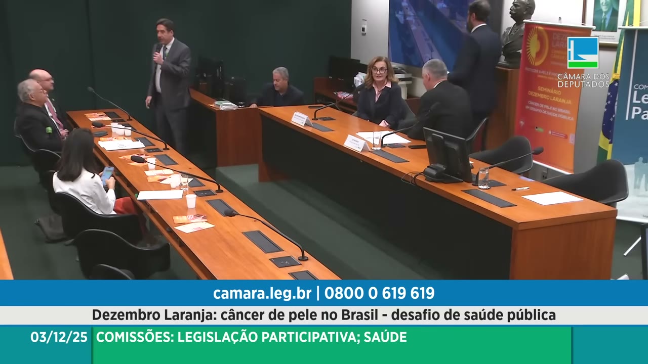 Vídeo do evento em 2:04:20