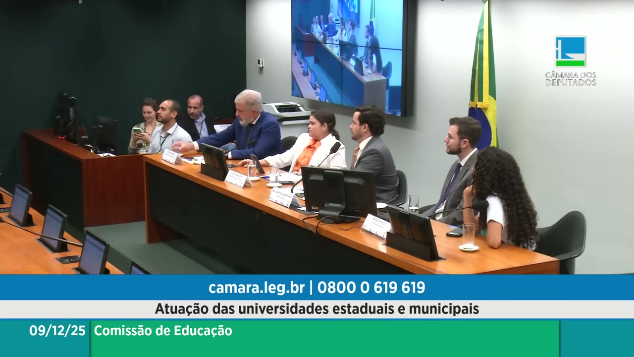 Vídeo do evento em 1:14:04