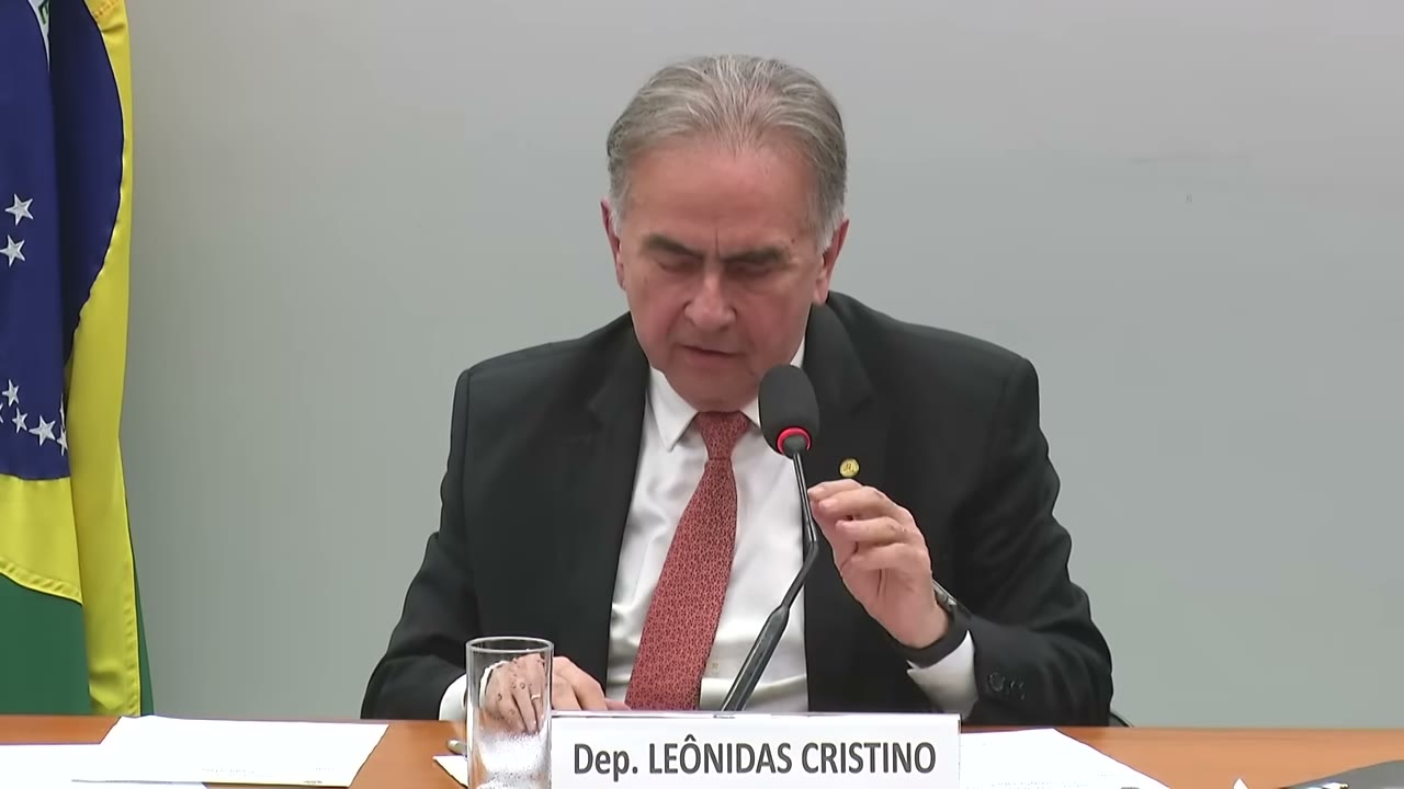 Vídeo do evento em 1:06:03