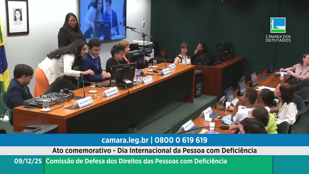 Vídeo do evento em 1:03:51