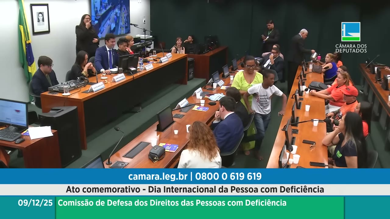 Vídeo do evento em 1:11:04