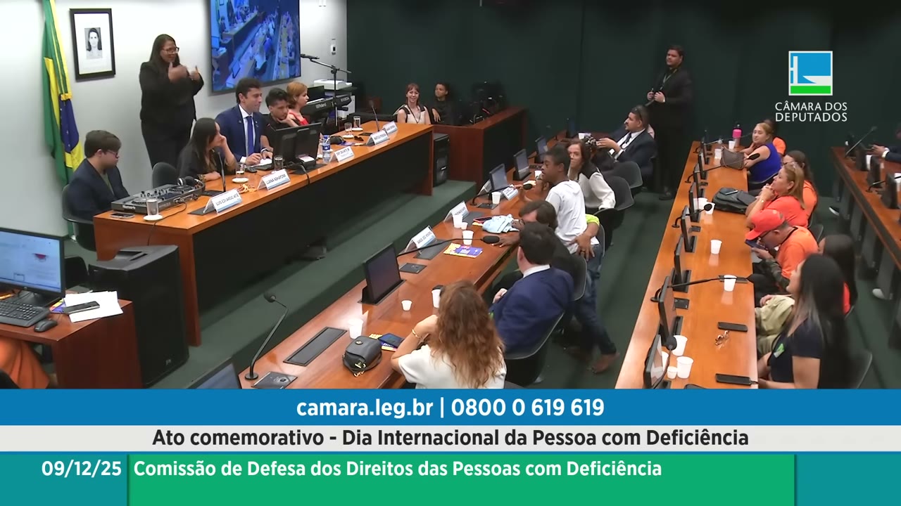 Vídeo do evento em 1:14:15