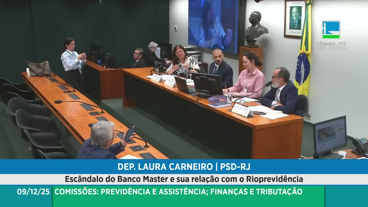 Vídeo do evento em 1:00:07