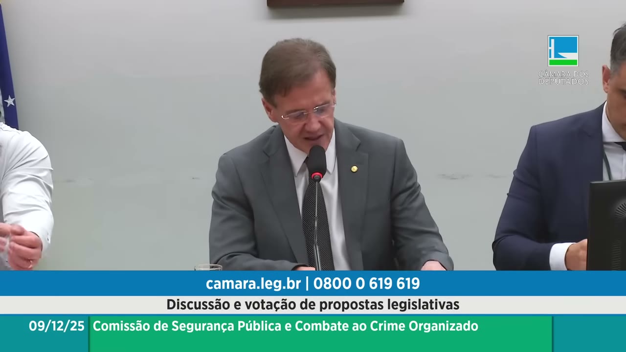Vídeo do evento em 1:07:34