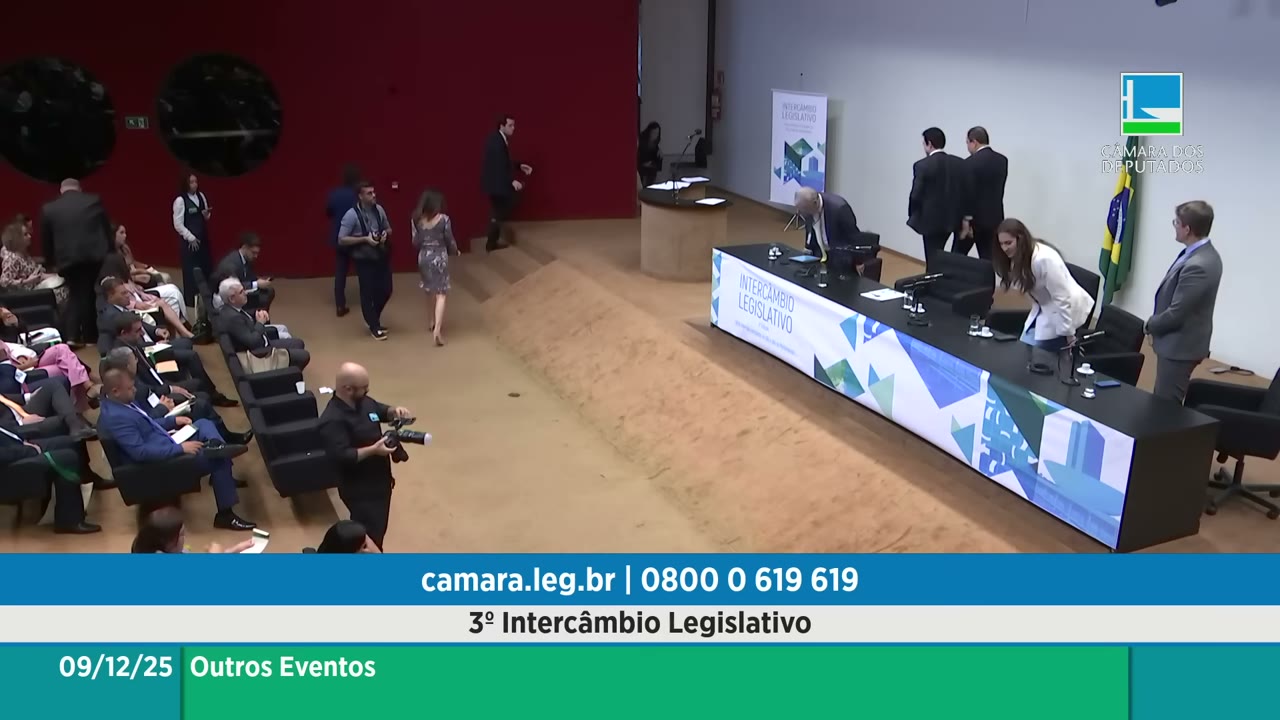Vídeo do evento em 1:17:10