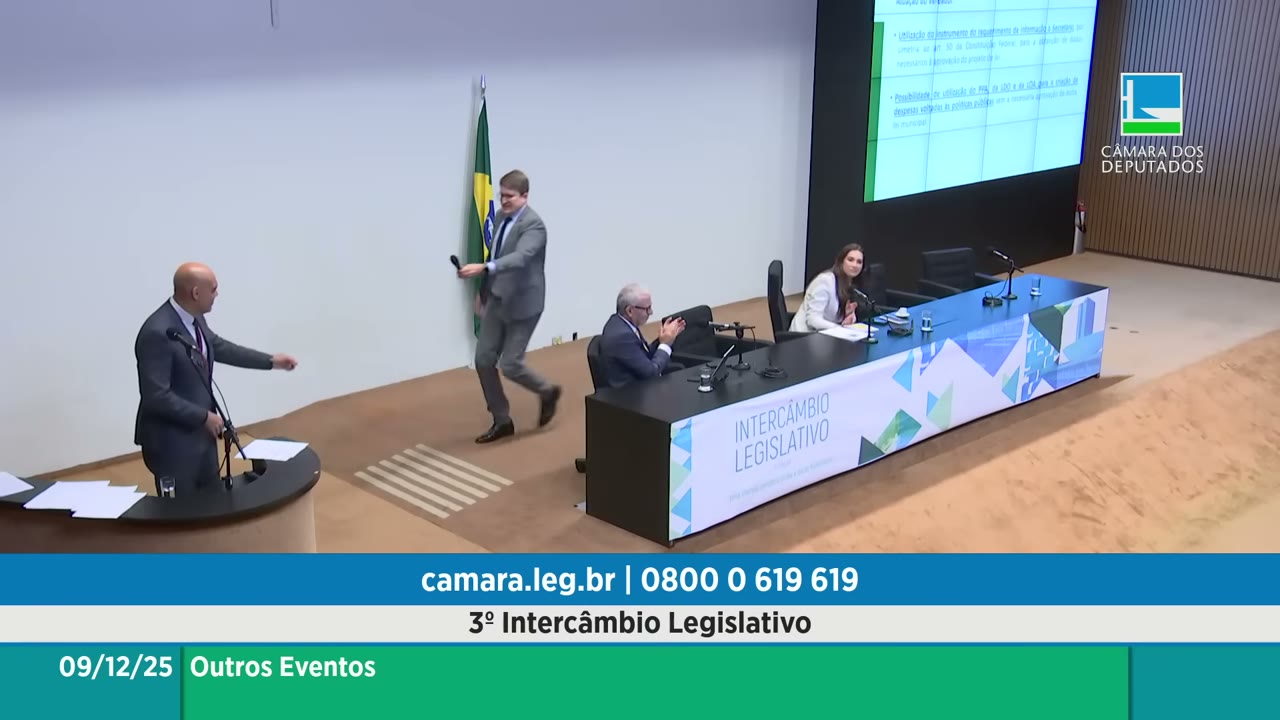 Vídeo do evento em 2:40:53