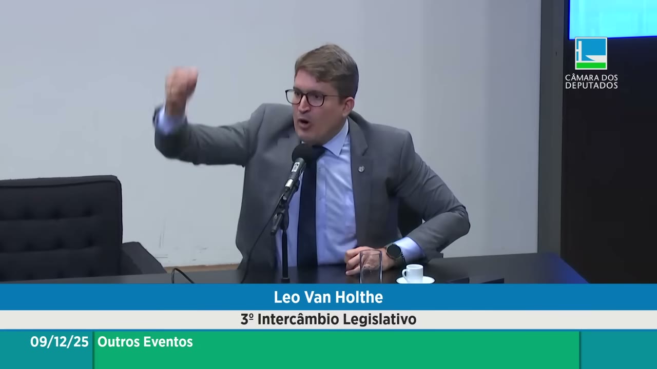 Vídeo do evento em 2:54:02