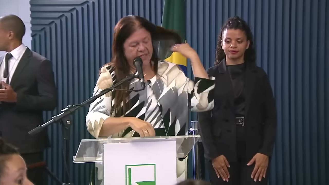 Vídeo do evento em 1:06:35