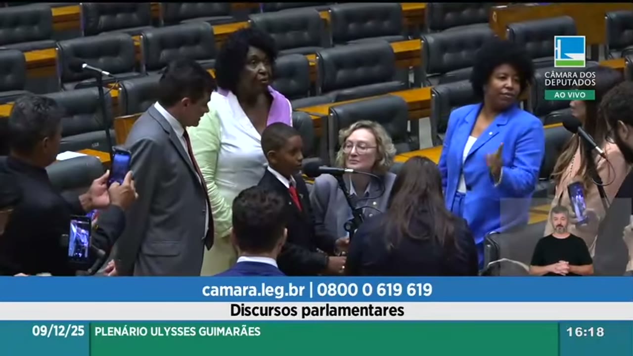 Vídeo do evento em 1:13:24