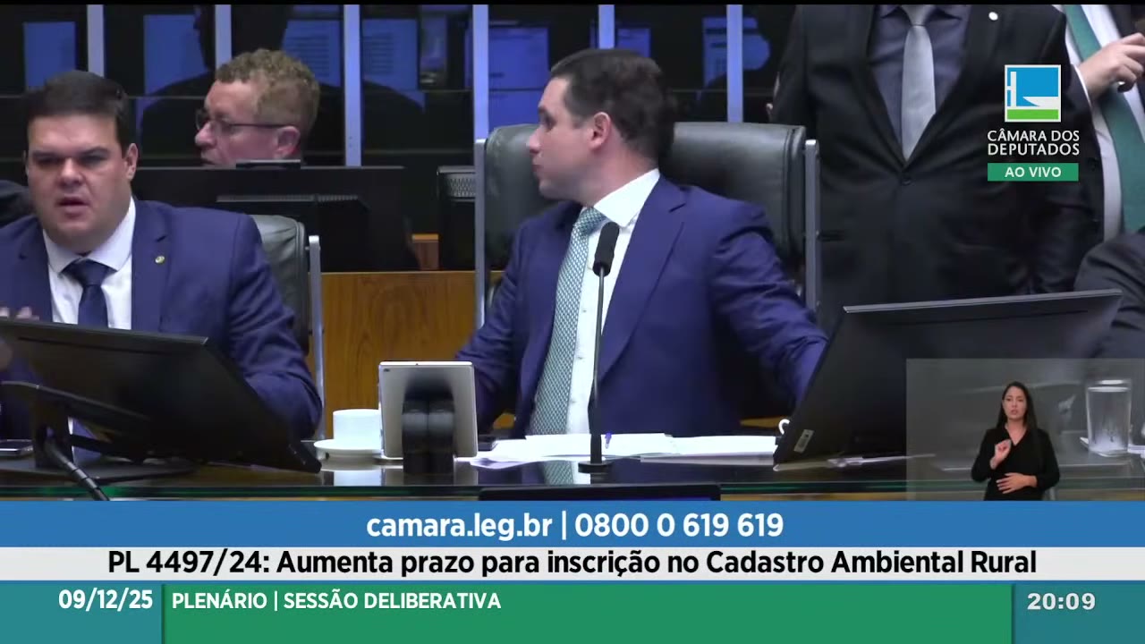 Vídeo do evento em 1:06:43