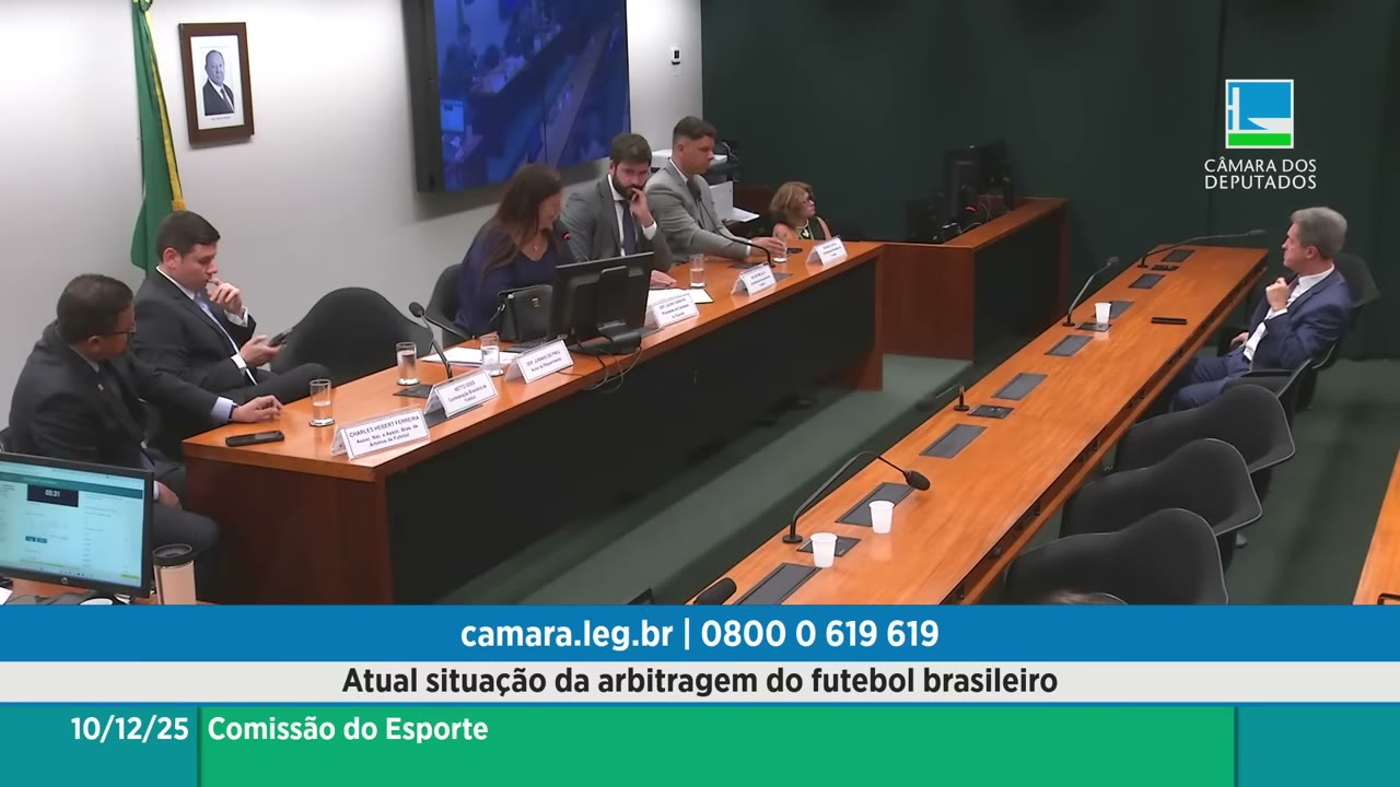 Vídeo do evento em 1:00:38