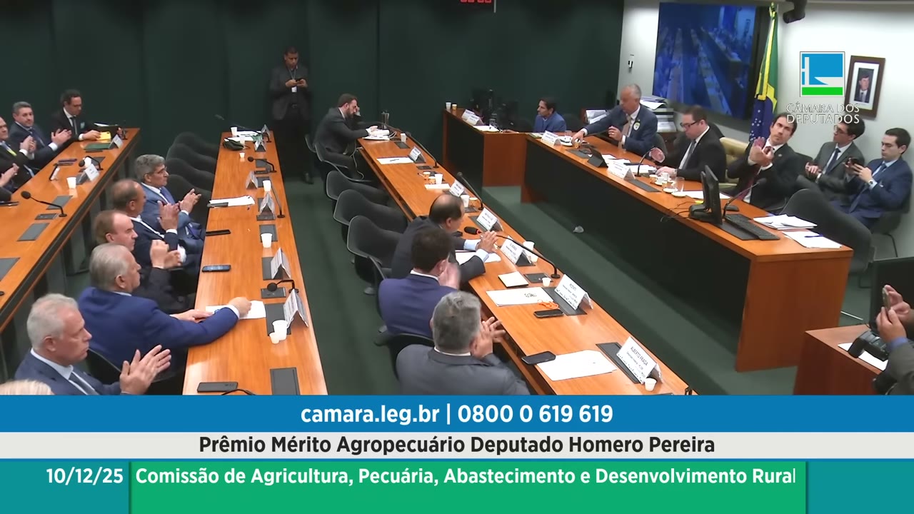 Vídeo do evento em 1:02:46