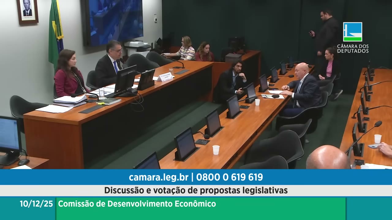 Vídeo do evento em 15:37