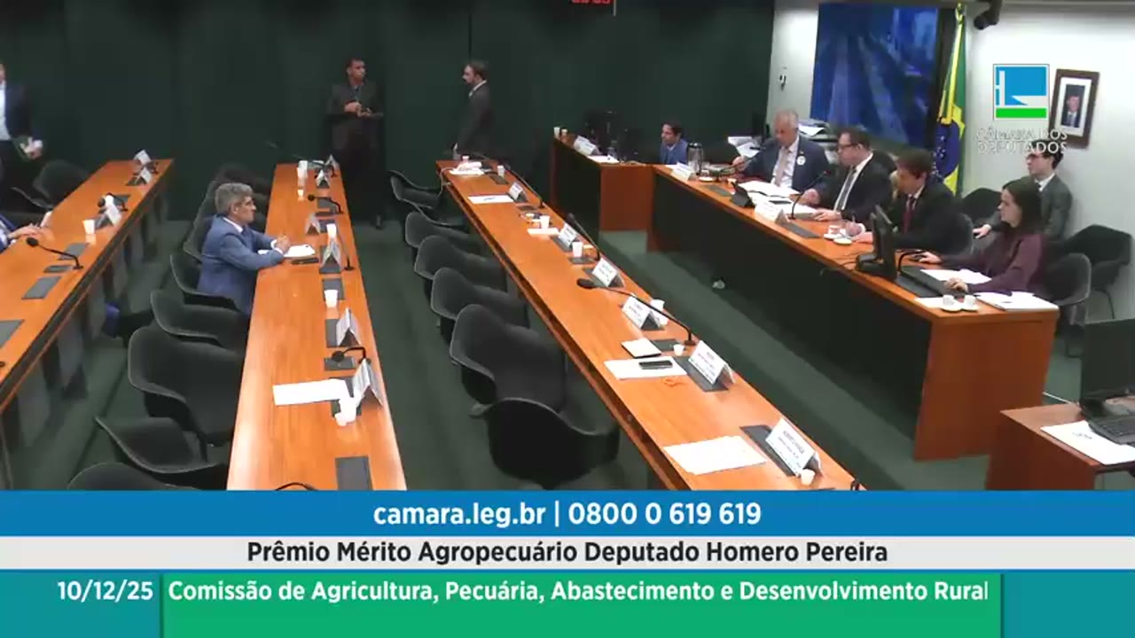 Vídeo do evento em 2:01:01