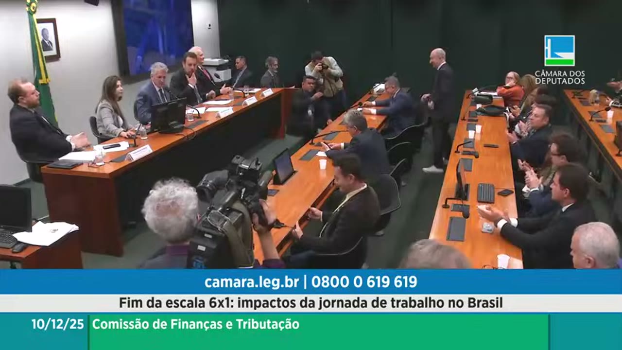 Vídeo do evento em 1:30:32