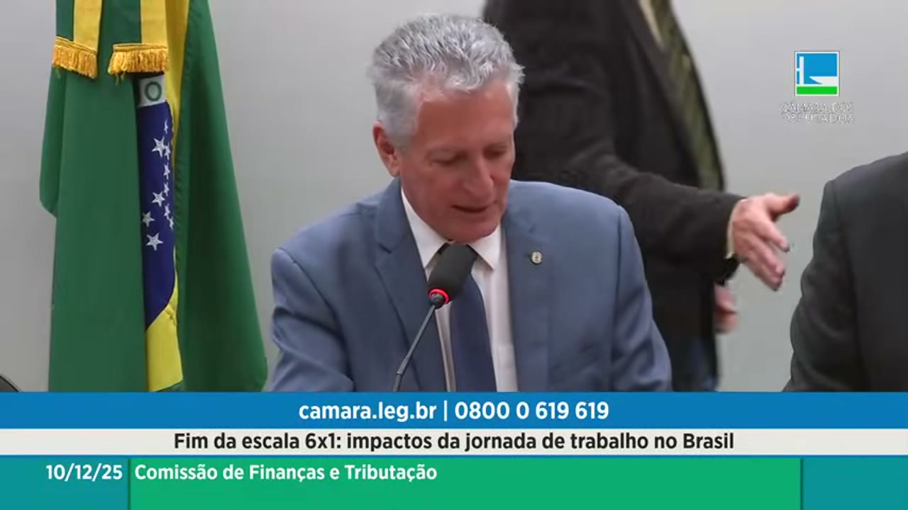 Vídeo do evento em 2:02:39